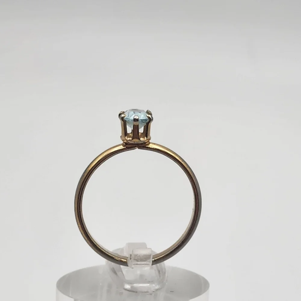 Vintage Topaz Solitaire Ring (8)
